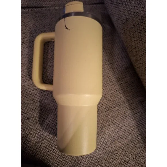 Stanley 40 oz Stainless Steel H2.0 Flowstate‎ Quencher Tumbler YELLOW USED - Picture 3 of 6